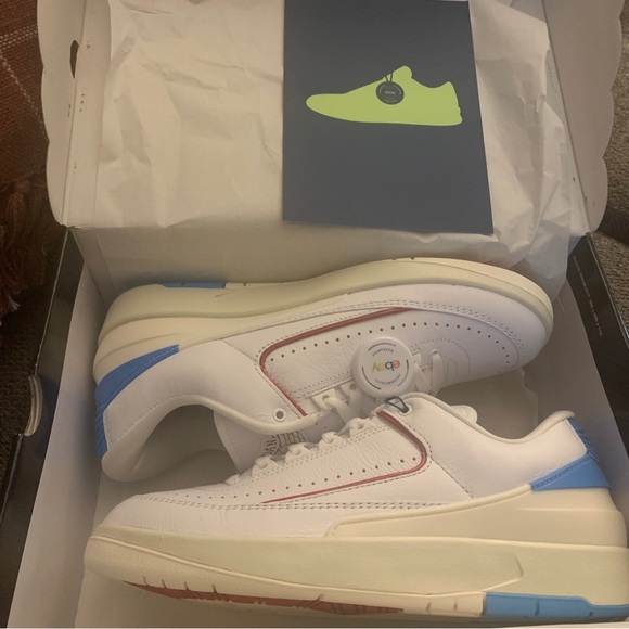 Air Jordan 2 retro Unc to Chicago - Picture 4 of 9